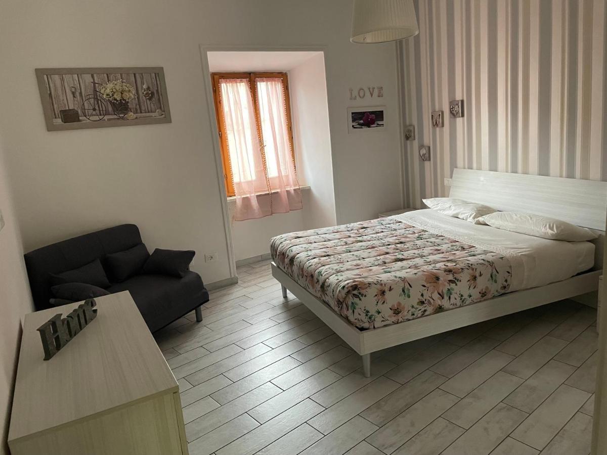 Vivere Il Borgo Sul Lago Genzano di Roma Exterior foto